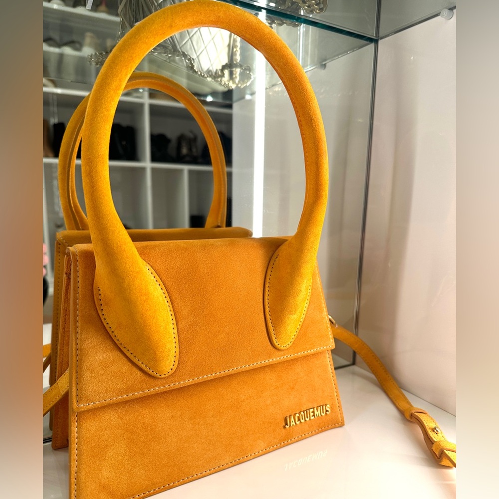 Jacquemus Le Chiquito Medium Bag